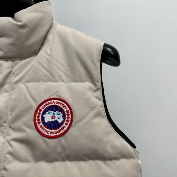 🍻🍻2024 Canada goose new down jacket - Picture 6 of 8